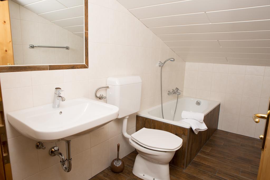 Glonerbauer Apartment Altenmarkt im Pongau Phòng bức ảnh